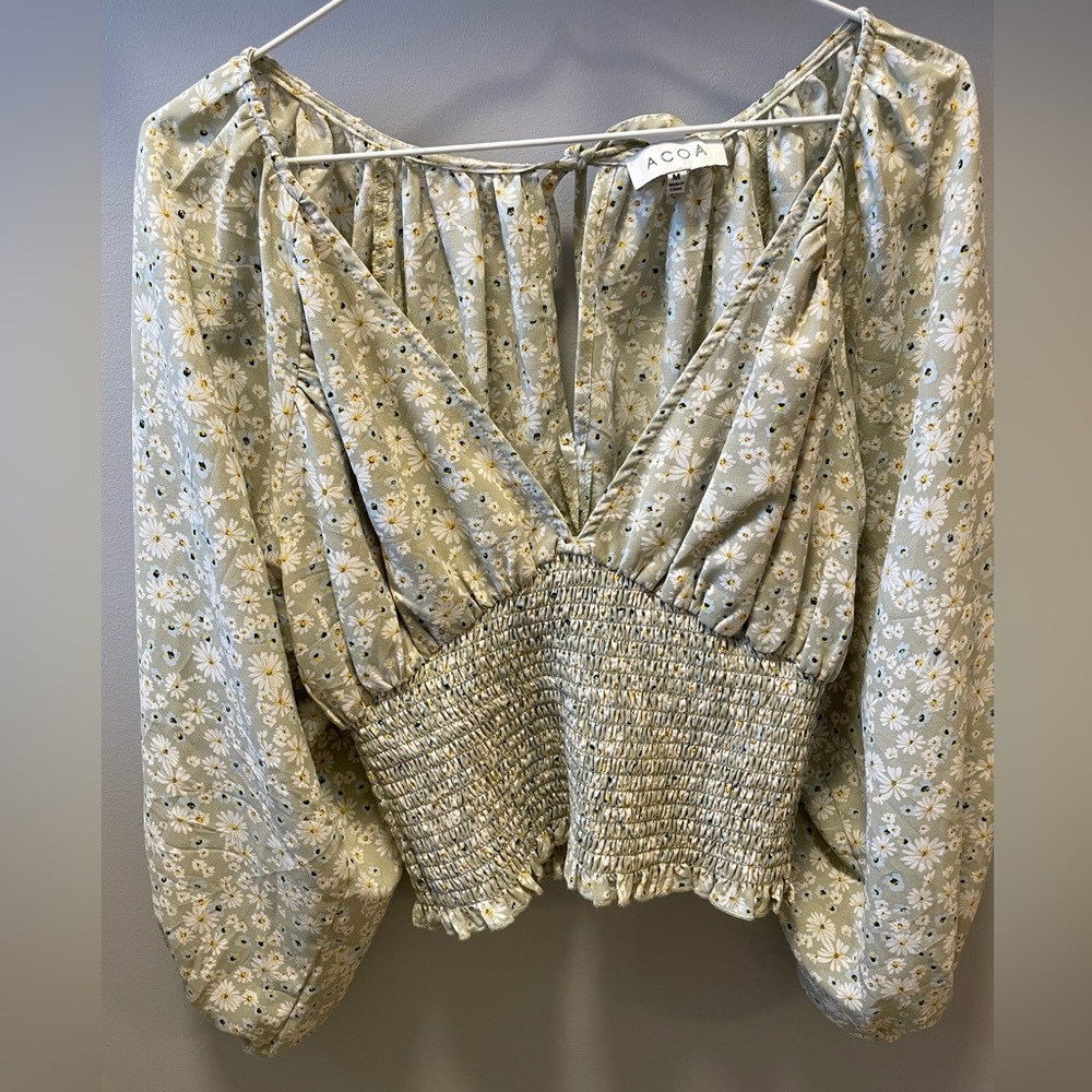 ACOA Crop Blouse Daisy Pattern